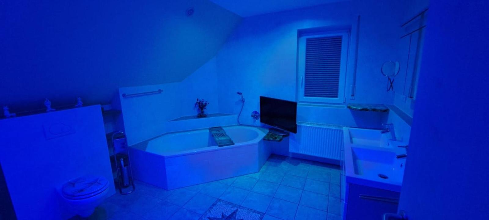 Gaestehaus Zum Gesundheitszentrum Matz Sulzdorf an der Lederhecke Luaran gambar